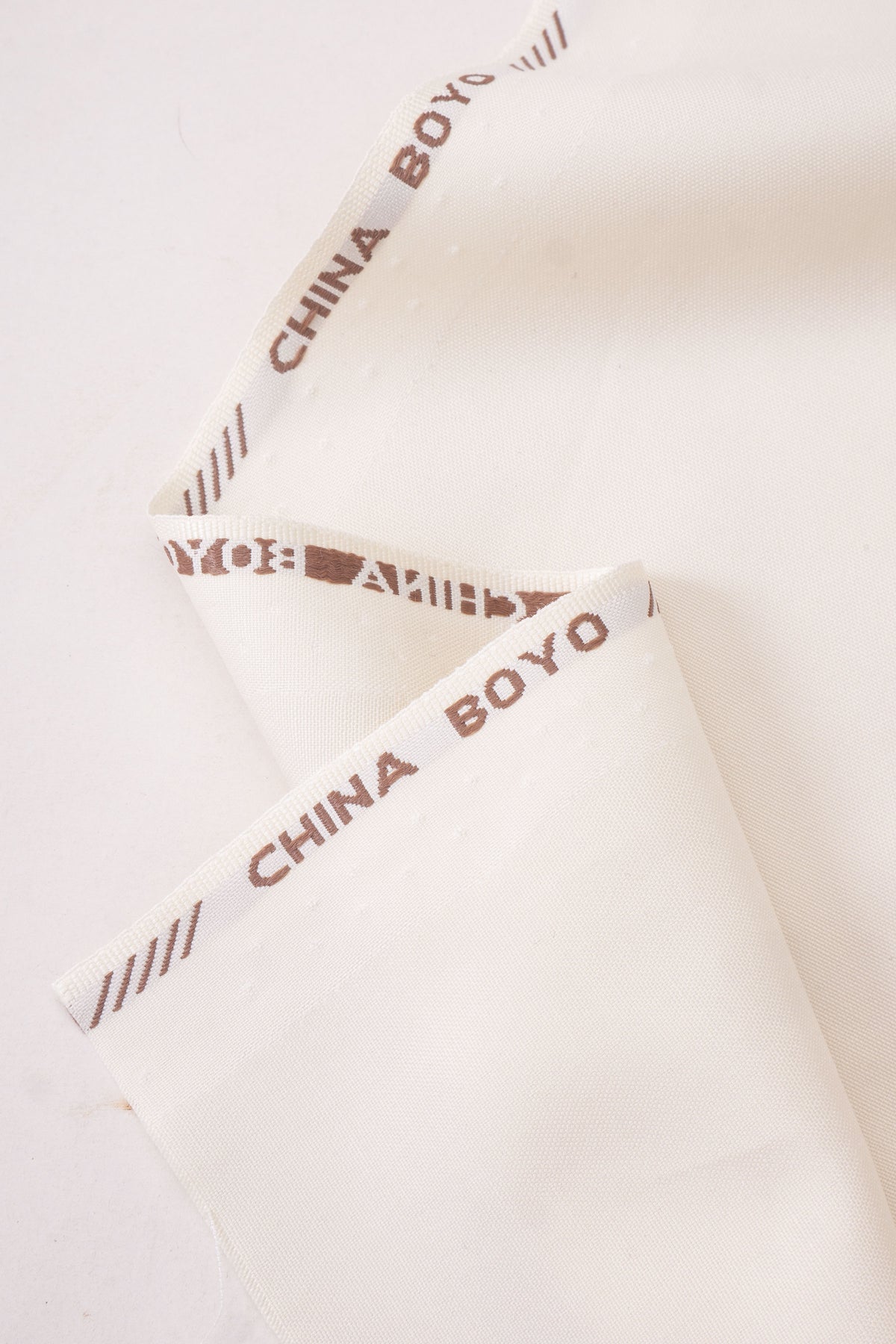 Off White Boski 6-Pound Suit | Lightweight & Wrinkle-Free
