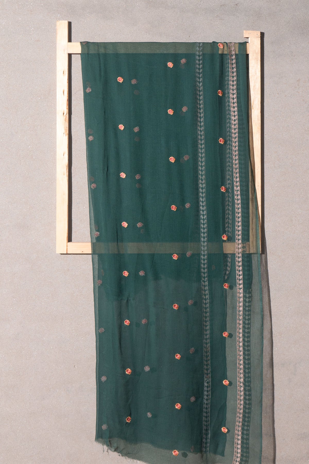 Green Cotton Net Dupatta Printed | Dupatta Gali