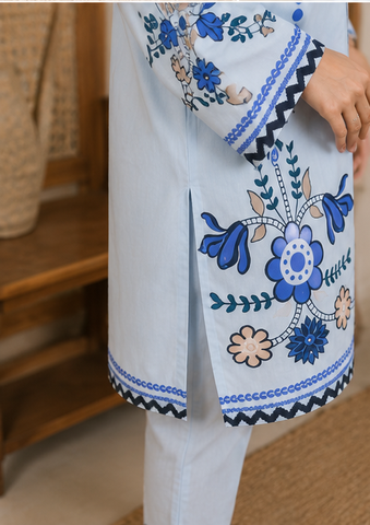 Minaal Summer Co-ords Set Ready to wear | Lawn | 2-Piece blue Color