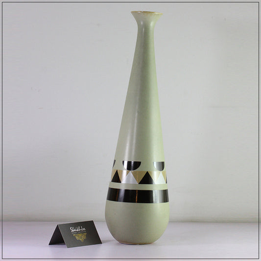 Modern Vase , Home Decor, Home Decoration Pakistan 